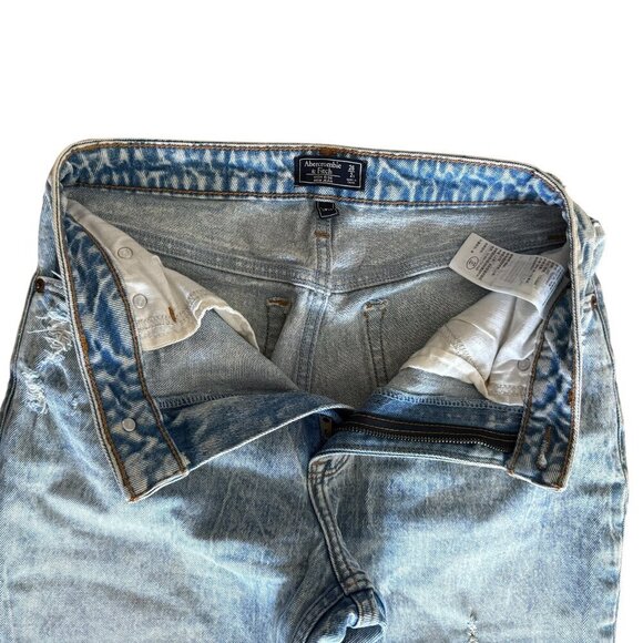 Abercrombie High Risee Mom Jean Curve Love Distressed Acid Wash Size 26 - Picture 3 of 6